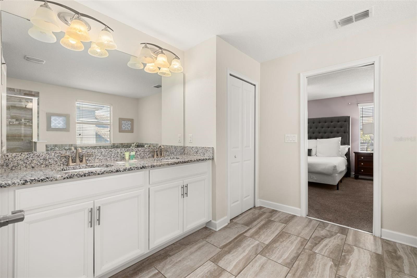 Image 35 of 59 For 9044 Sand Trap Drive