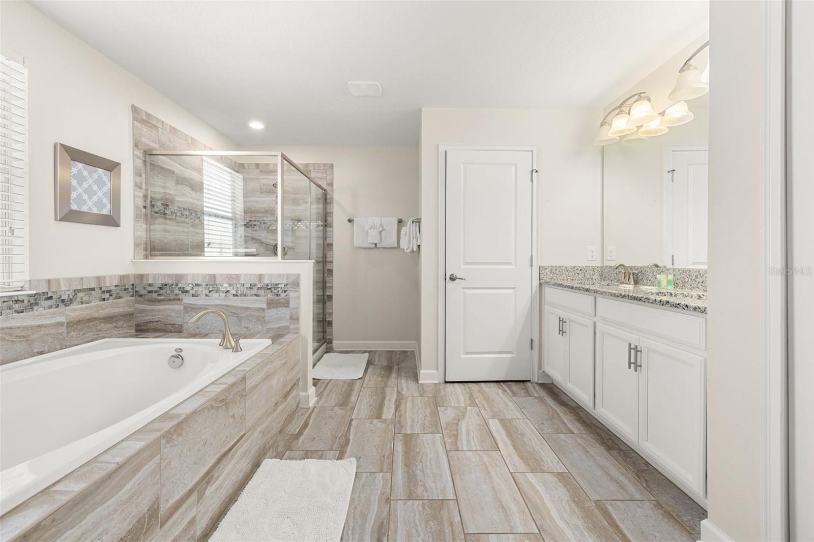 Image 37 of 59 For 9044 Sand Trap Drive