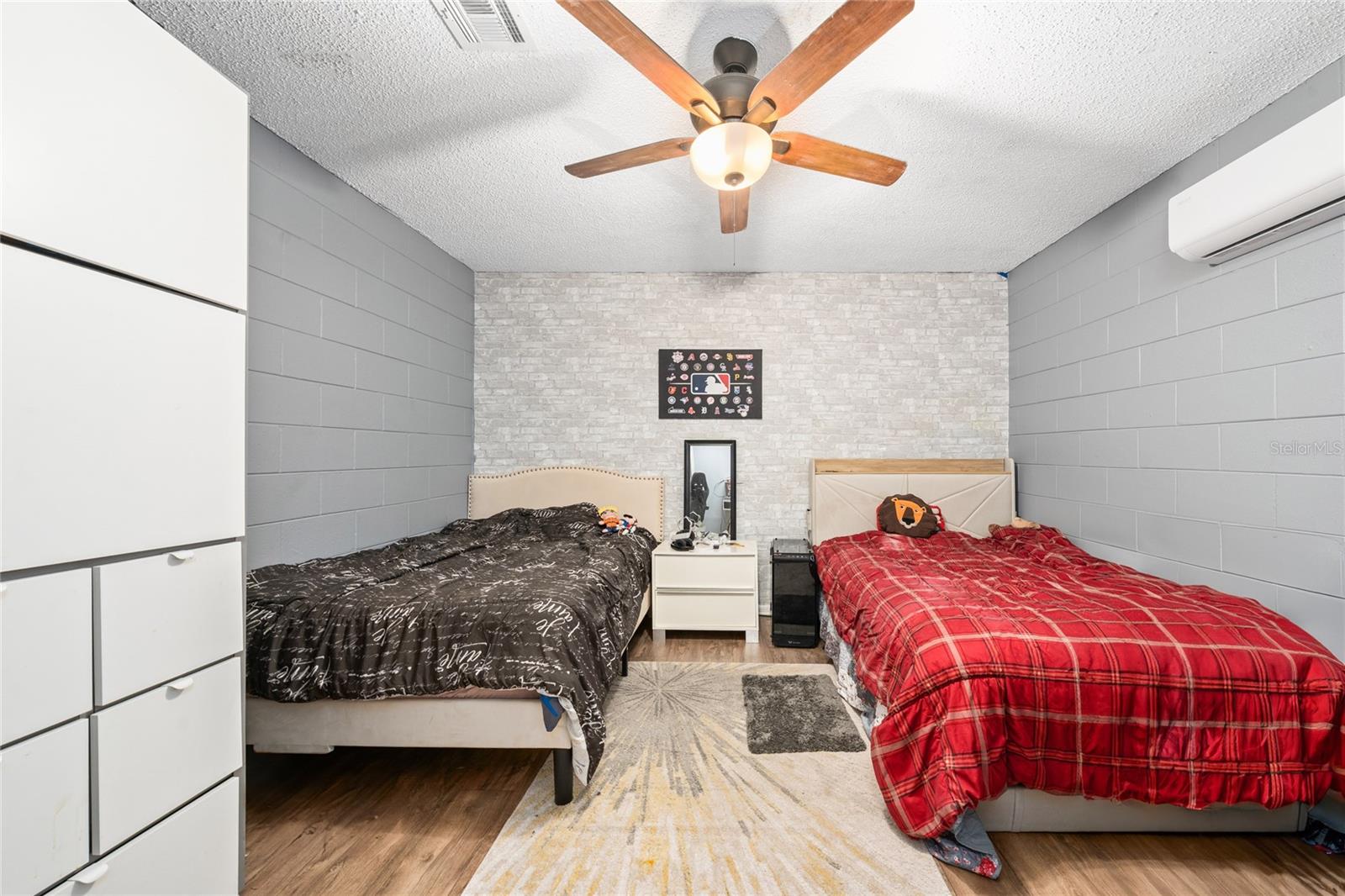 Image 16 of 22 For 5973 Turnbull Drive