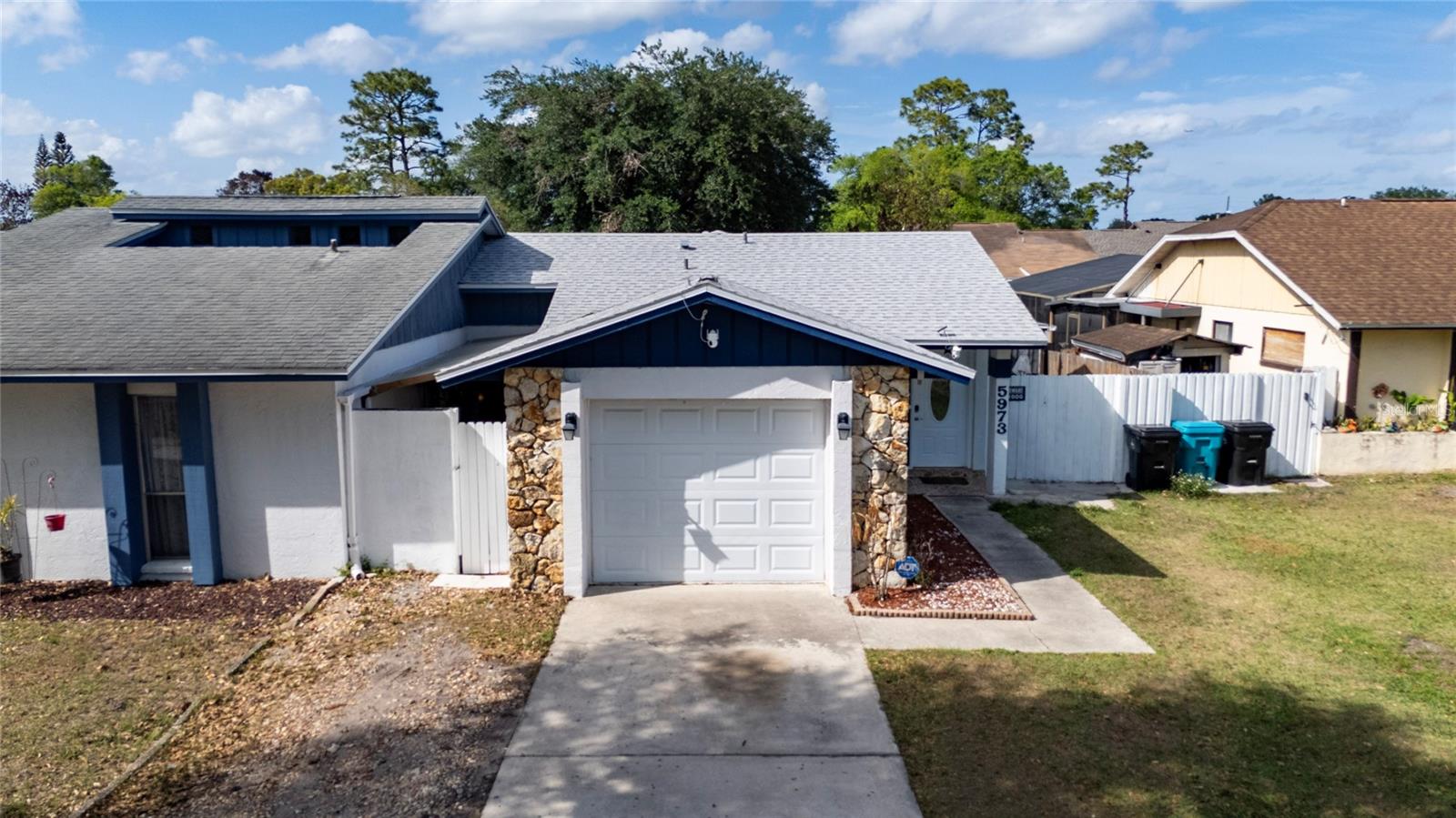 Image 3 of 22 For 5973 Turnbull Drive