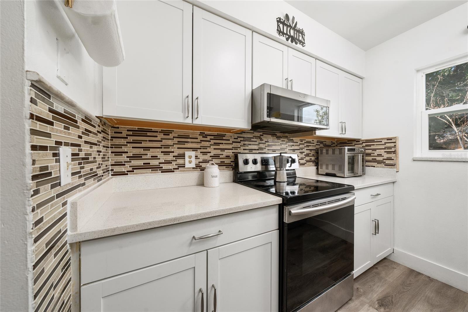 Image 8 of 22 For 5973 Turnbull Drive