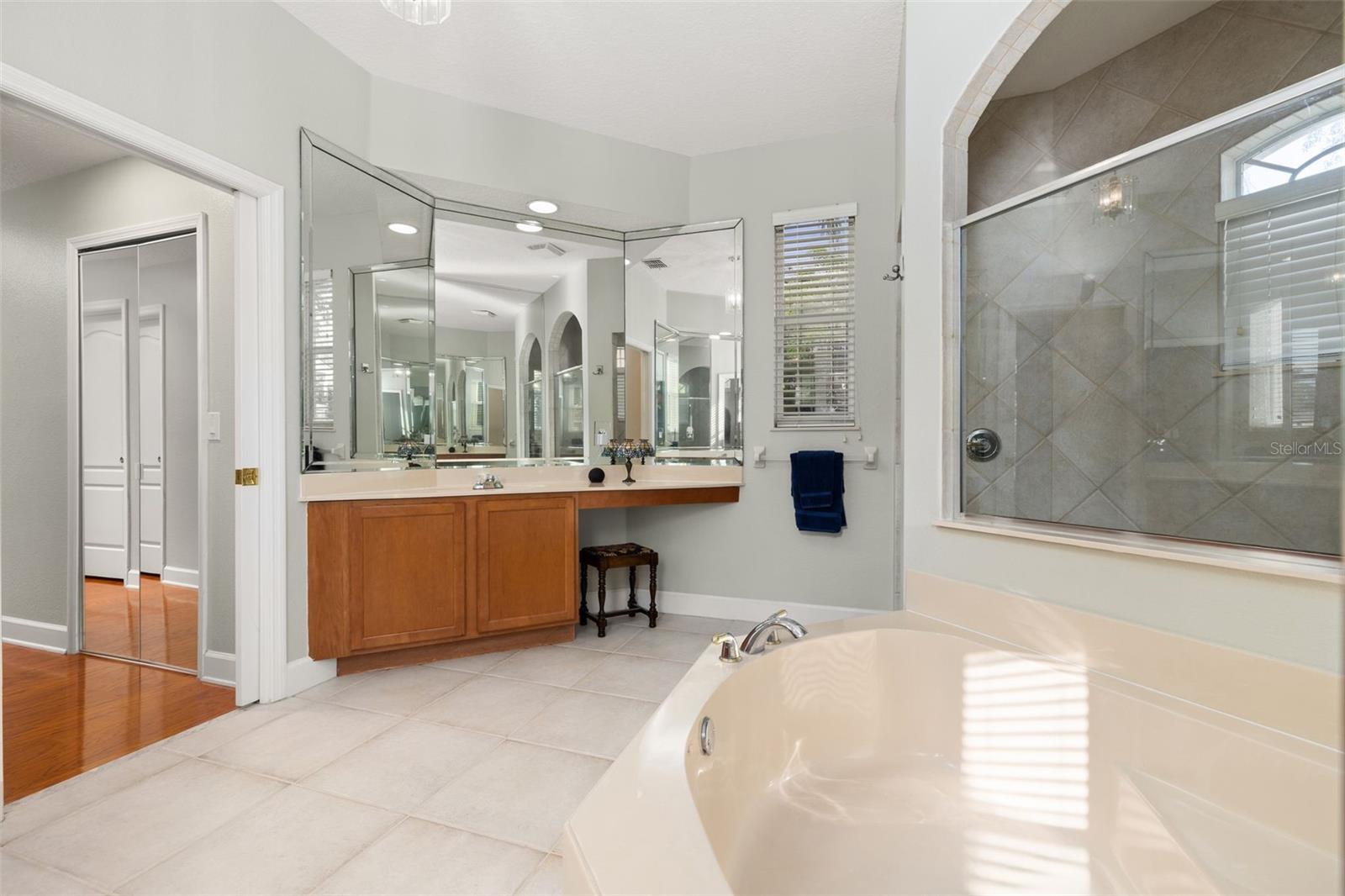 Image 24 of 47 For 3518 Turningwind Lane