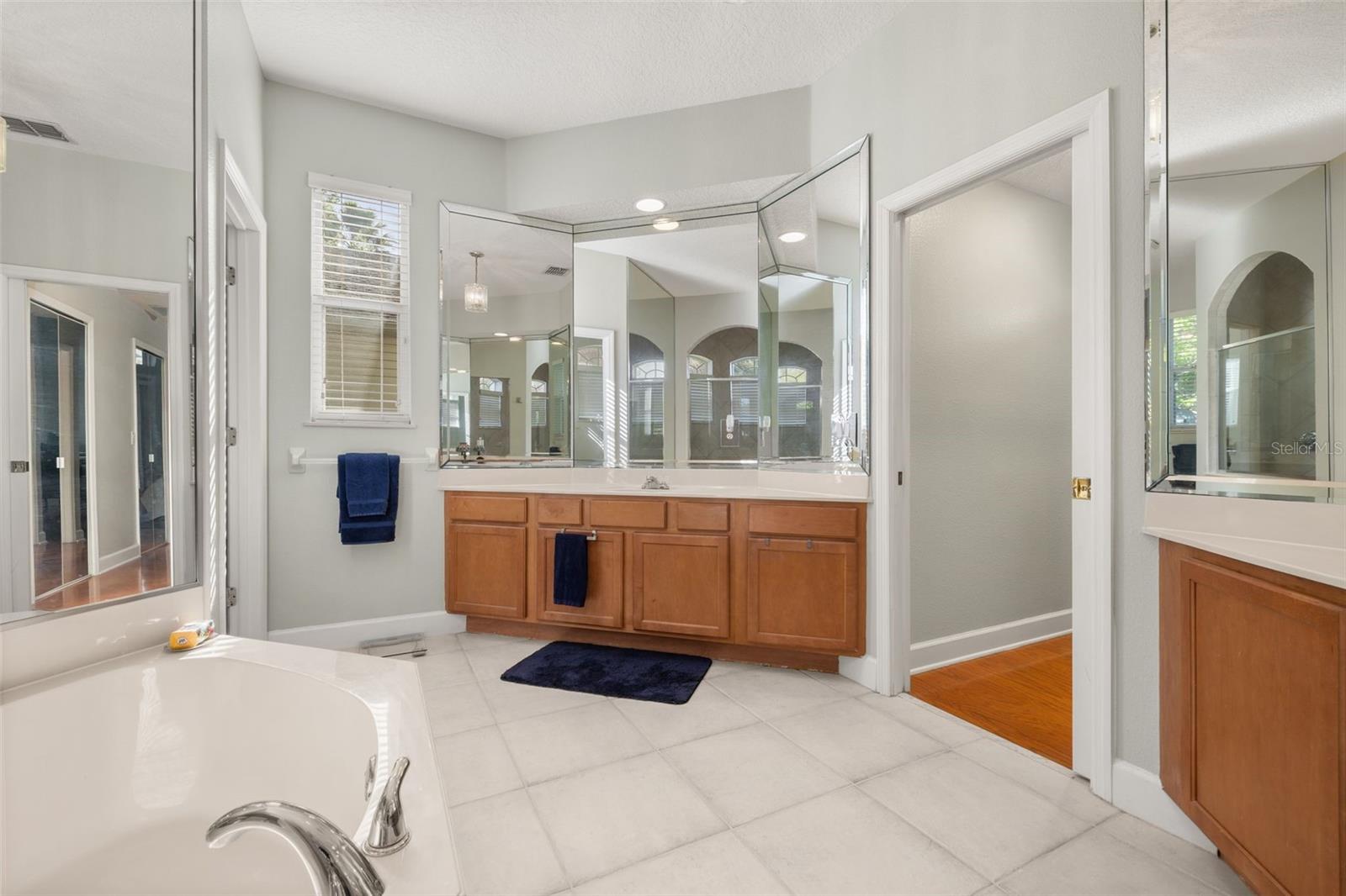 Image 25 of 47 For 3518 Turningwind Lane