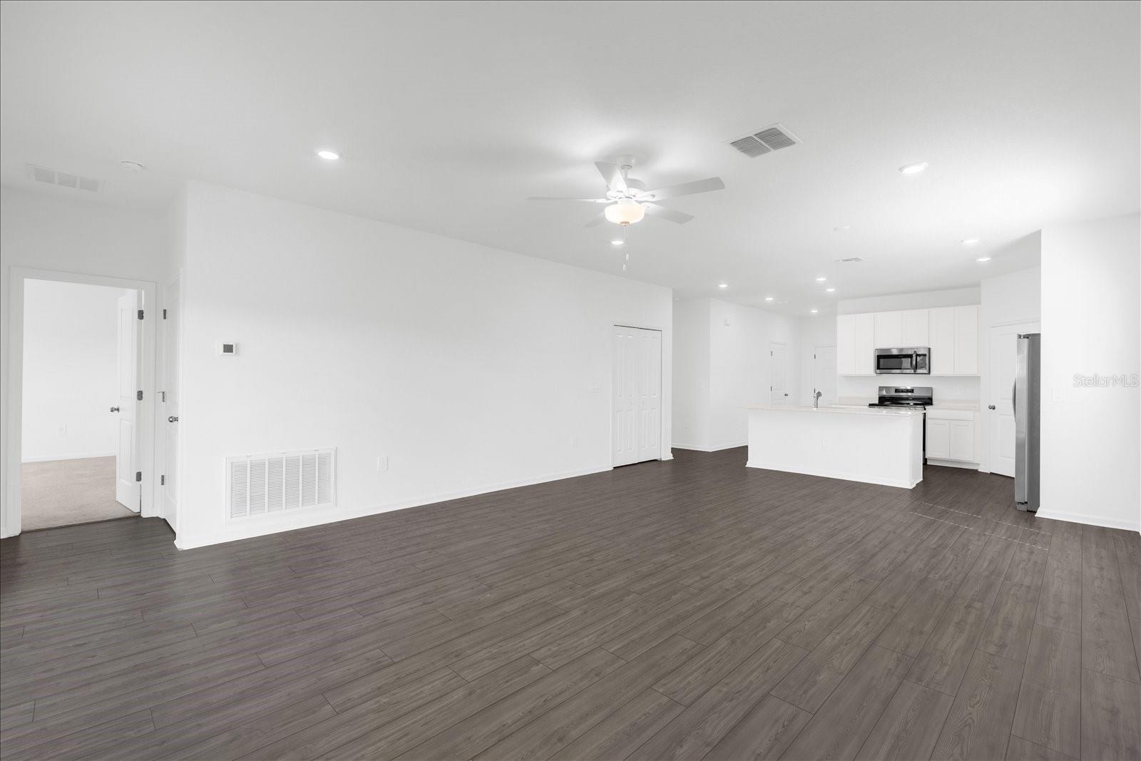 Image 10 of 34 For 4721 83rd Loop