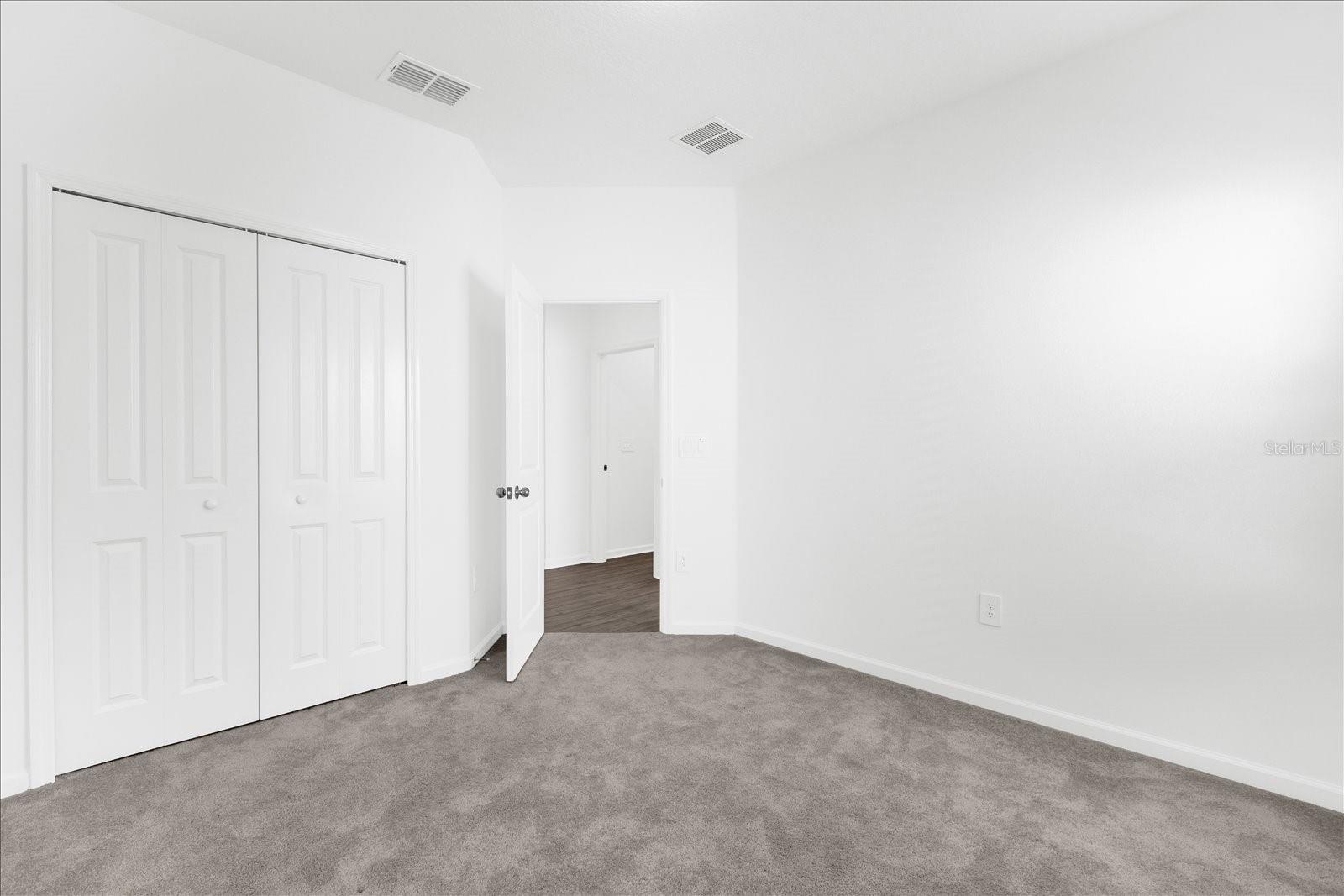 Image 17 of 34 For 4721 83rd Loop