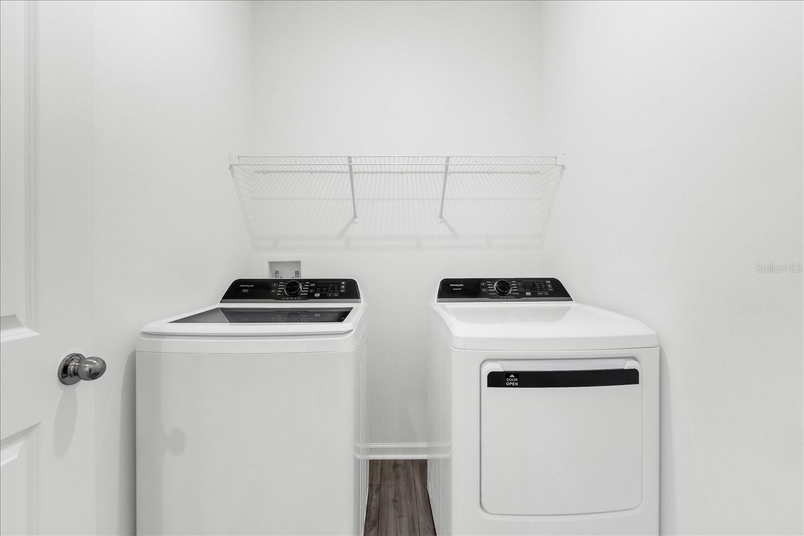 Image 25 of 34 For 4721 83rd Loop