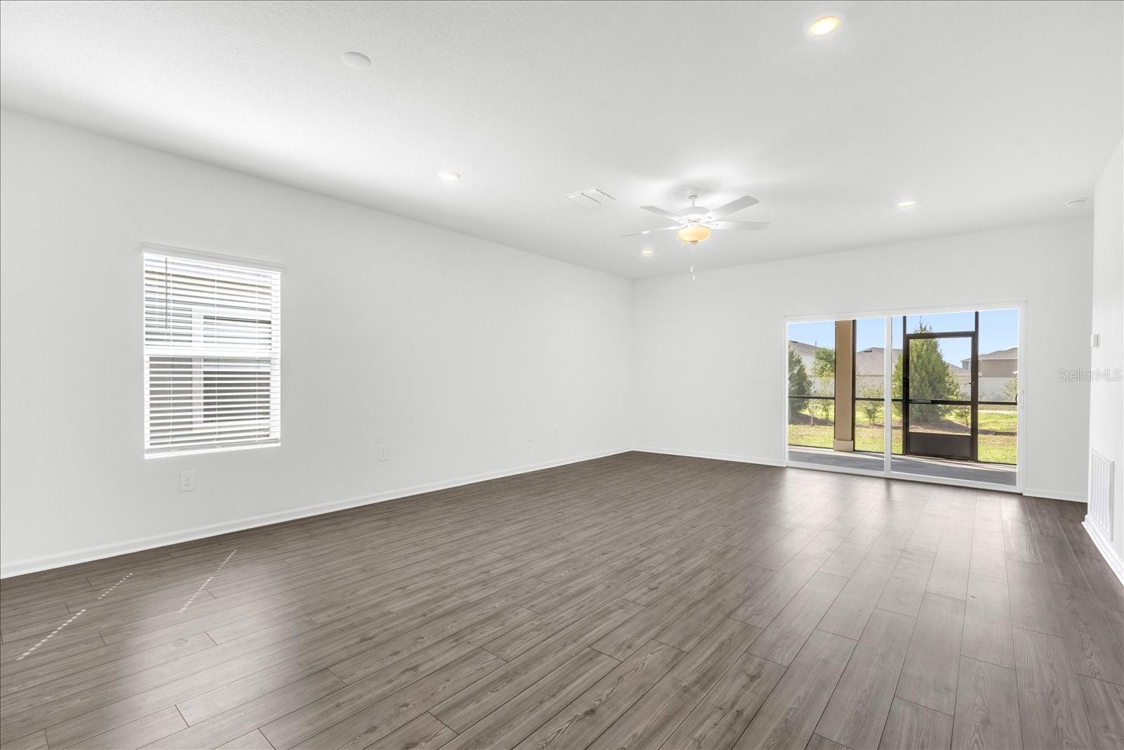 Image 9 of 34 For 4721 83rd Loop