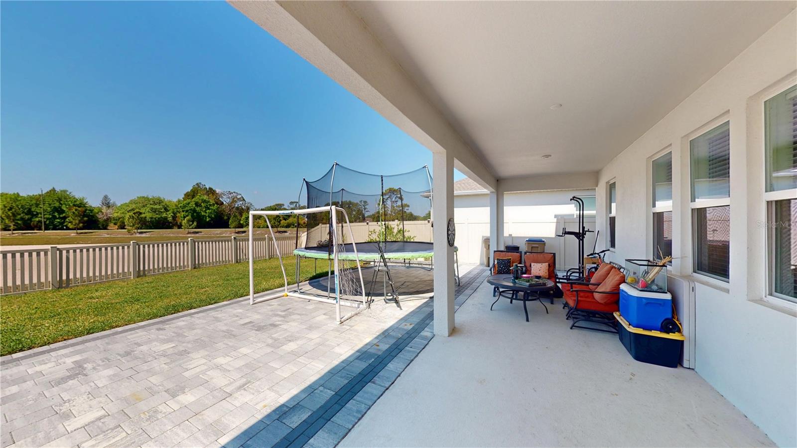 Image 23 of 32 For 6242 Lakepine Street