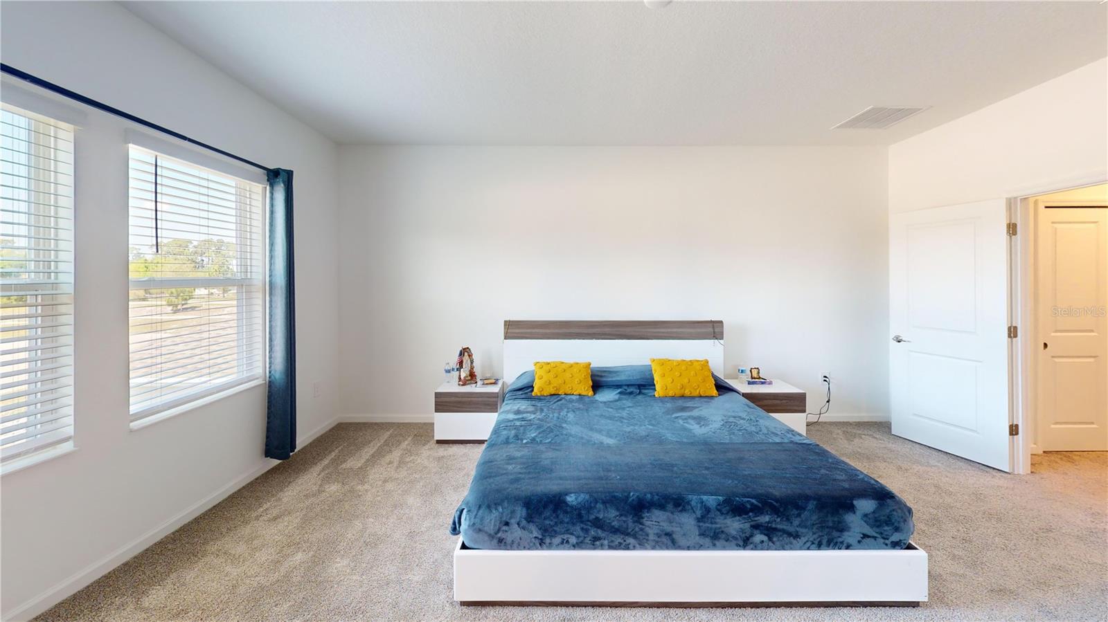 Image 7 of 32 For 6242 Lakepine Street