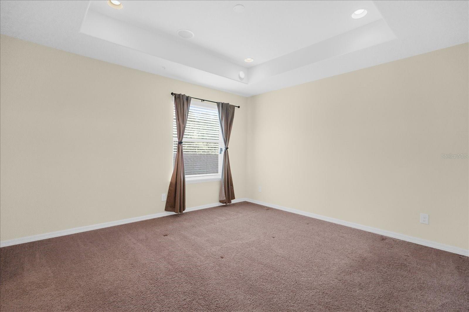 Image 10 of 28 For 8943 Hildreth Avenue