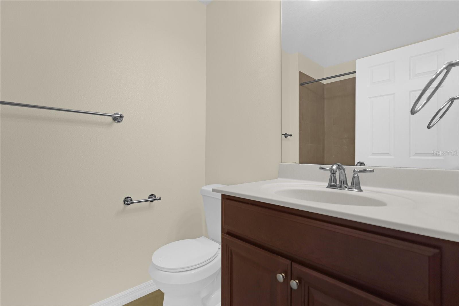 Image 14 of 28 For 8943 Hildreth Avenue