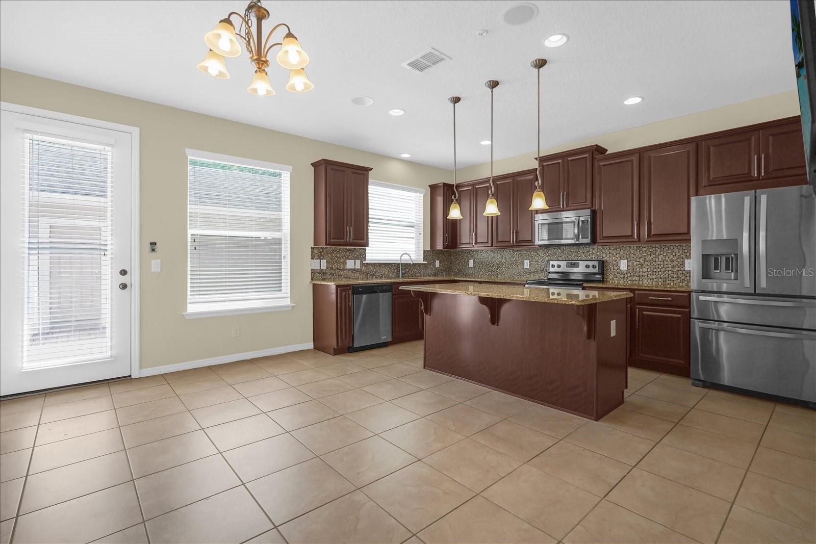 Image 20 of 28 For 8943 Hildreth Avenue