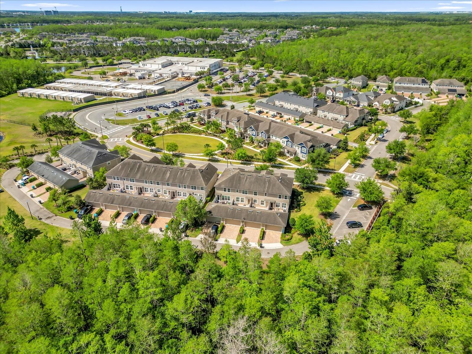 Image 25 of 28 For 8943 Hildreth Avenue