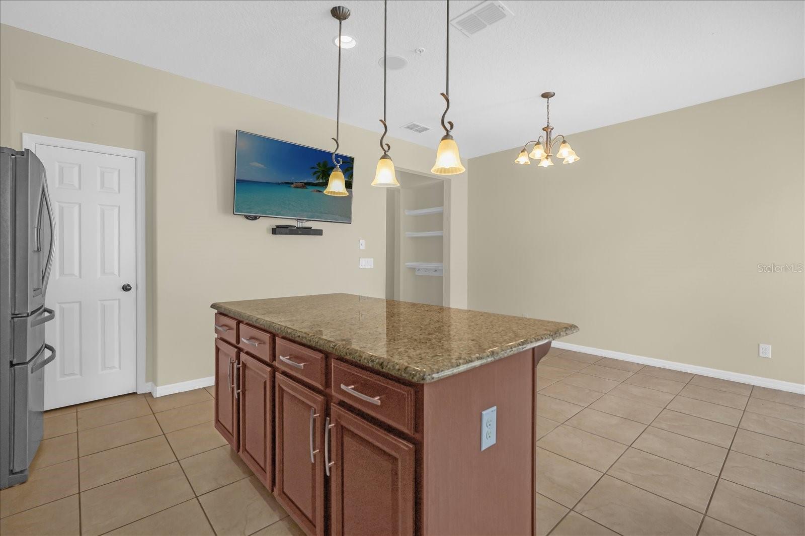 Image 9 of 28 For 8943 Hildreth Avenue