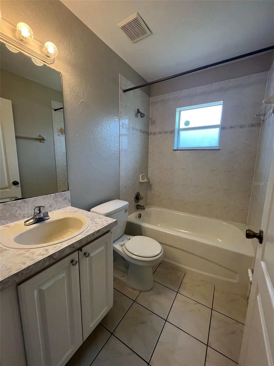 Image 22 of 23 For 435 Magpie Court