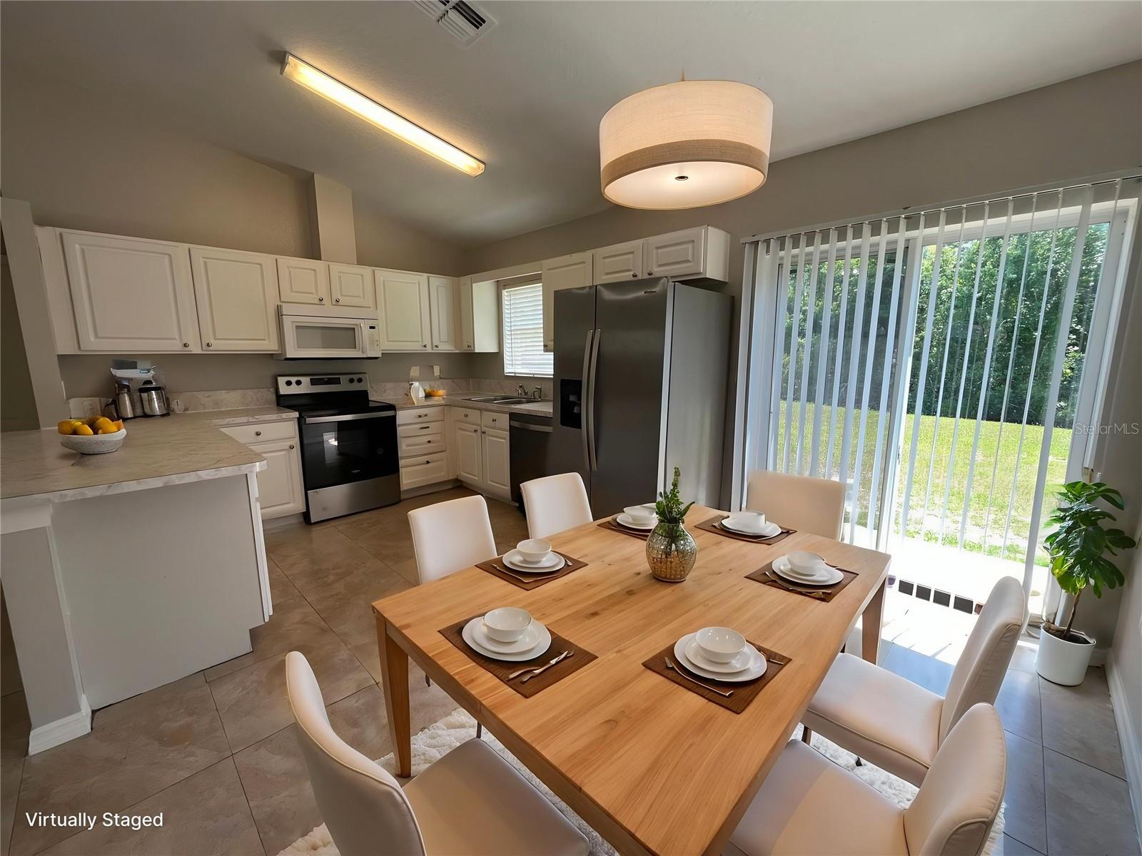 Image 5 of 23 For 435 Magpie Court