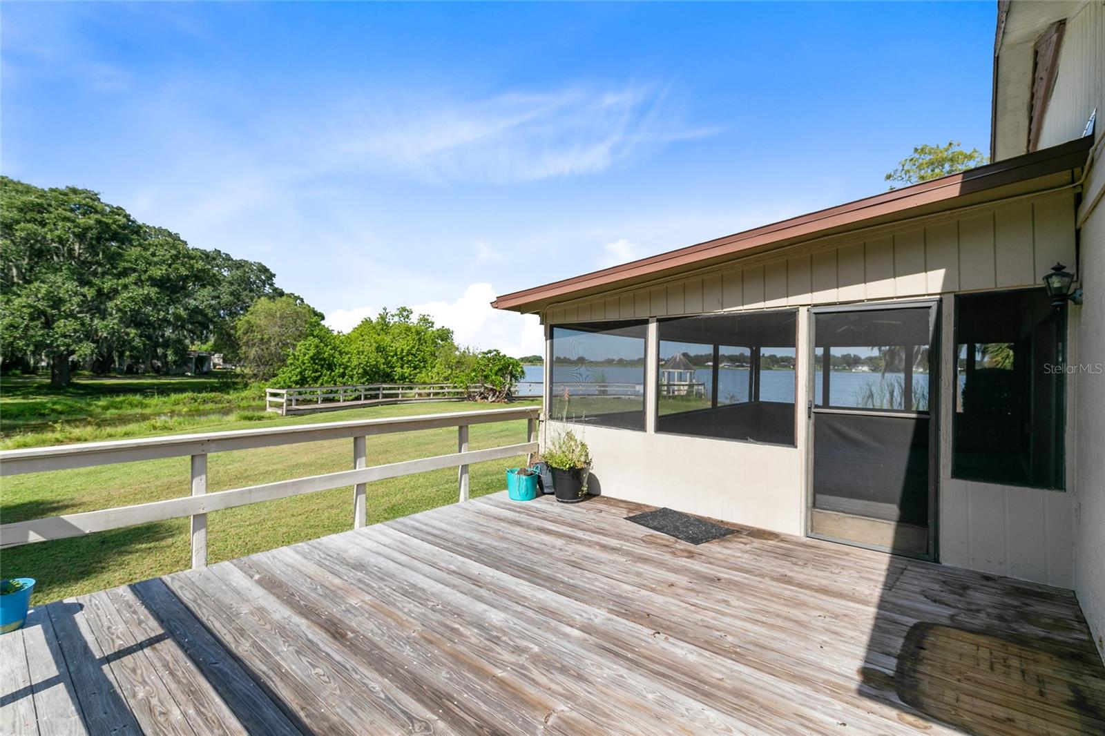 Image 11 of 20 For 1040 Buena Vista Drive 1050