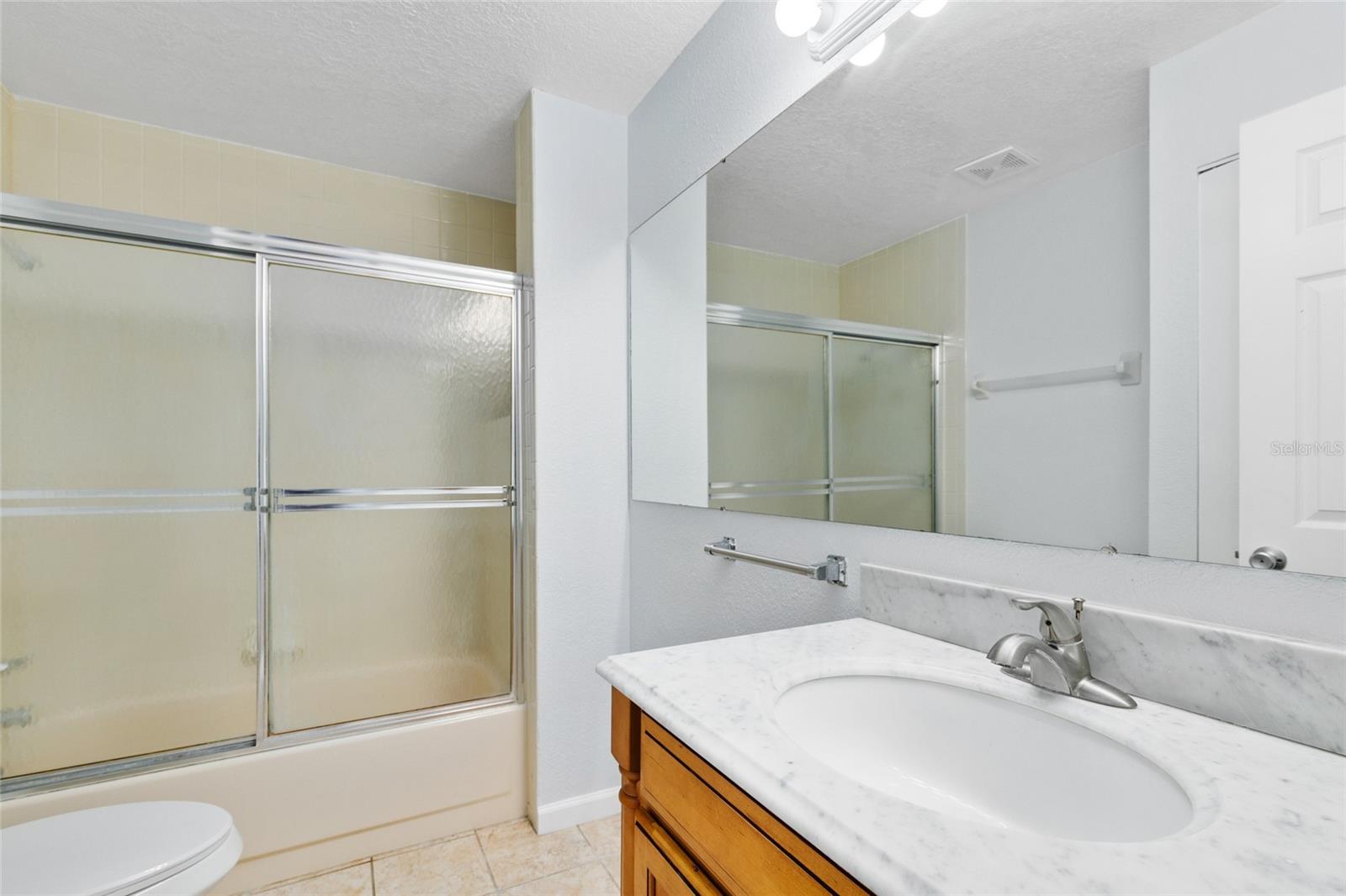 Image 15 of 20 For 1040 Buena Vista Drive 1050