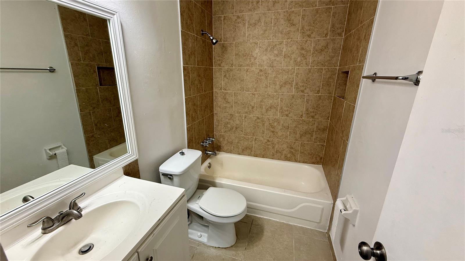 Image 9 of 10 For 325 Pierce Street 2