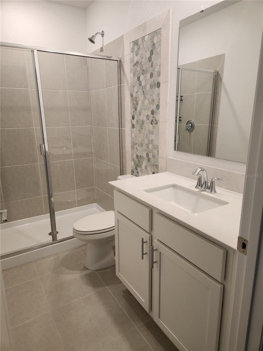 Image 12 of 13 For 3060 Armstrong Avenue #b