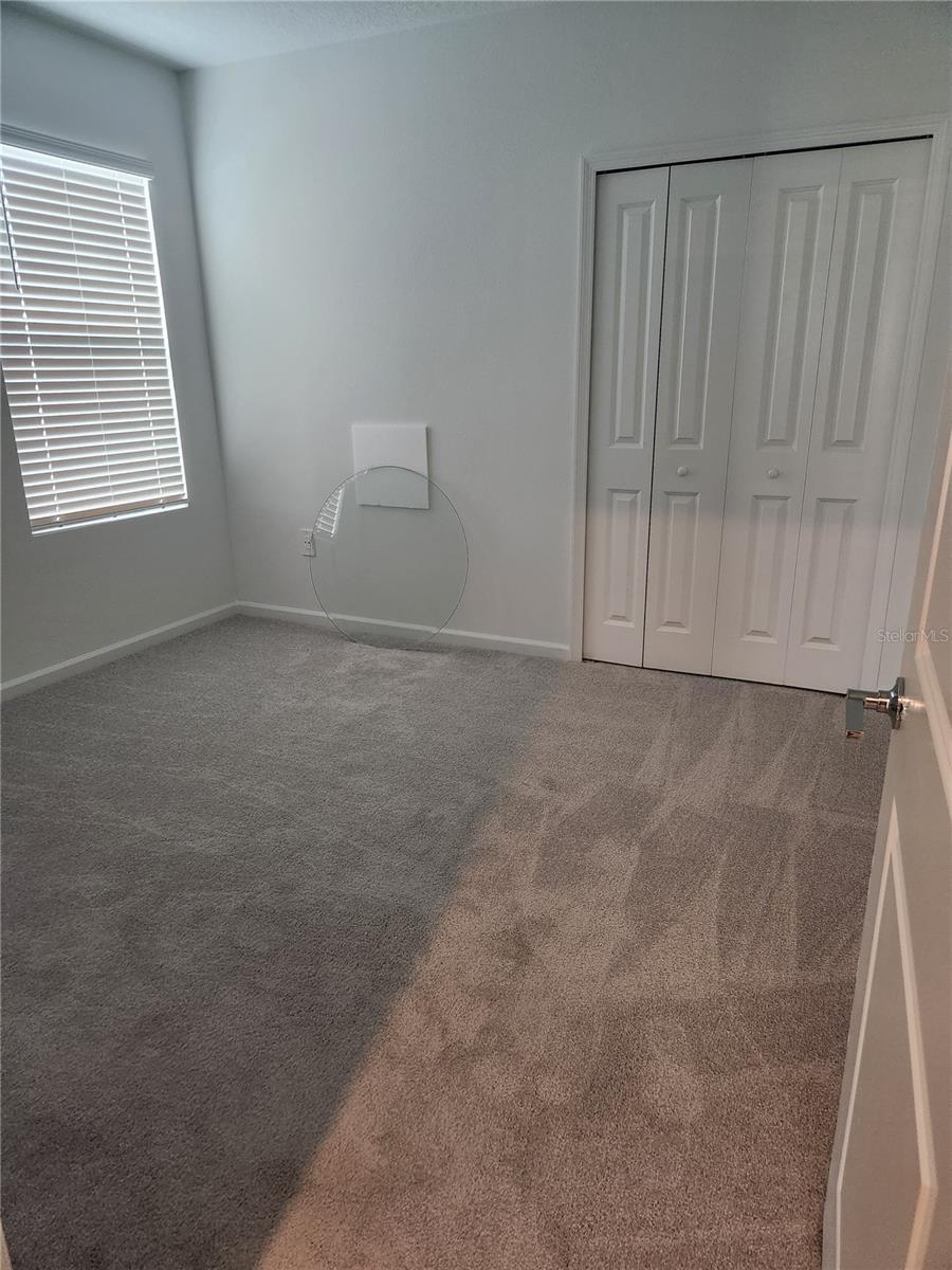 Image 9 of 13 For 3060 Armstrong Avenue #b