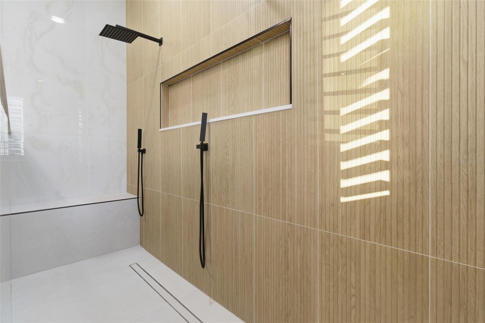 Image 16 of 25 For 3889 Hampshire Boulevard