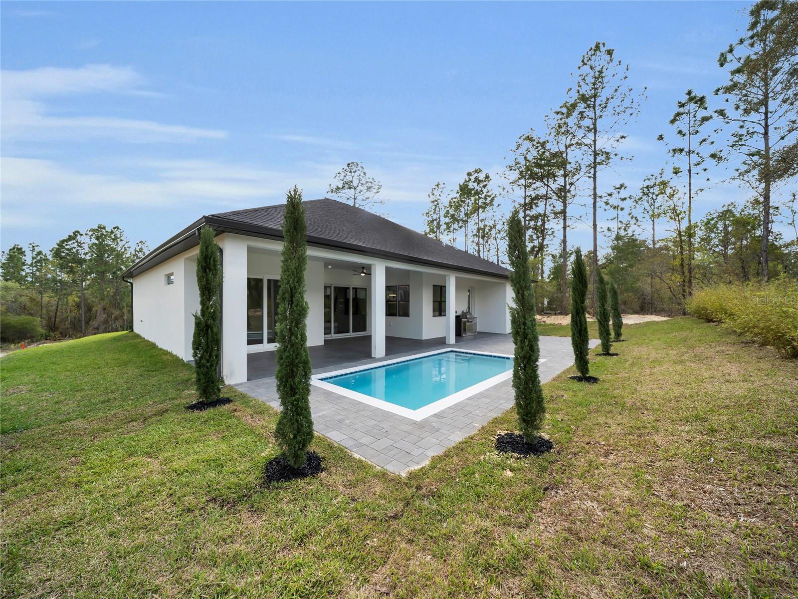 Image 2 of 25 For 3889 Hampshire Boulevard