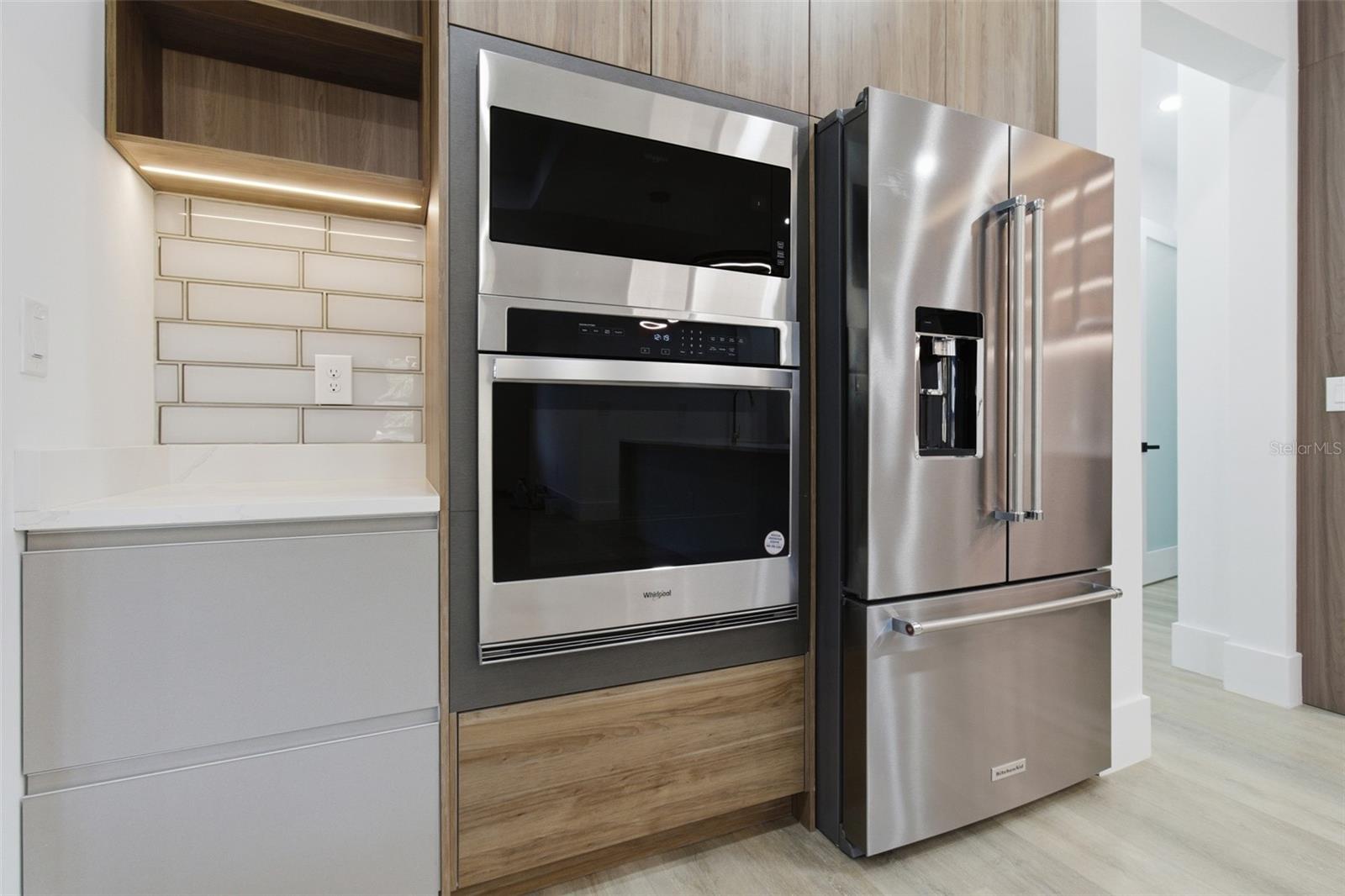 Image 7 of 25 For 3889 Hampshire Boulevard