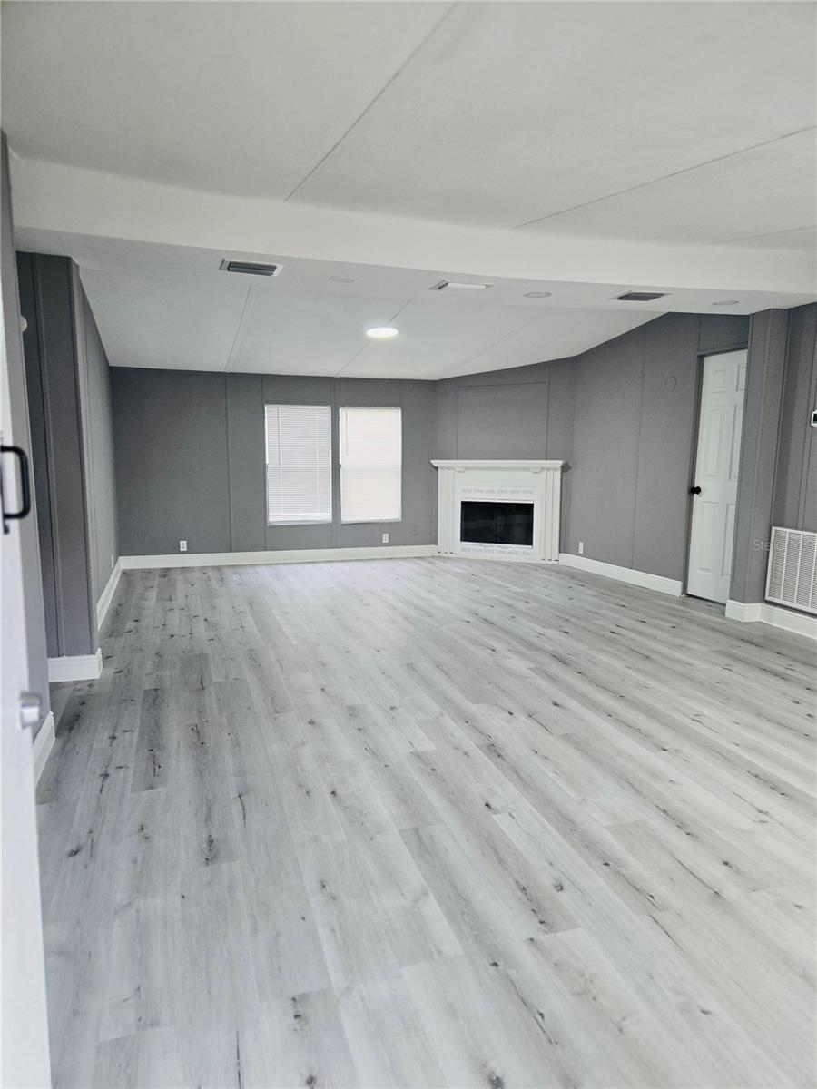 Image 2 of 23 For 3622 Late Morning Circle