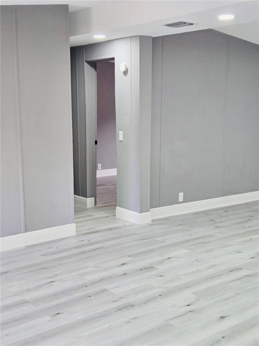 Image 20 of 23 For 3622 Late Morning Circle