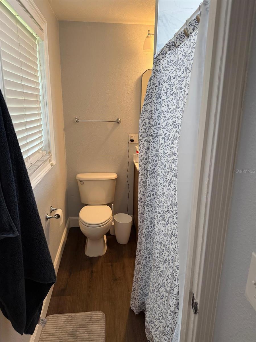 Image 15 of 27 For 1840 12th Street