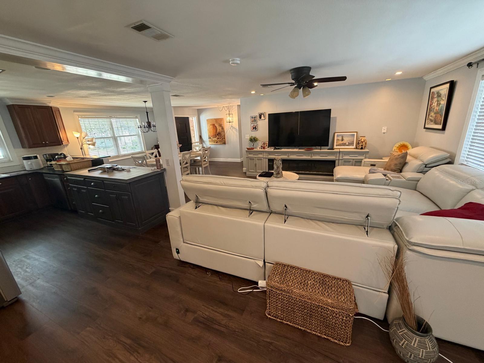 Image 5 of 27 For 1840 12th Street