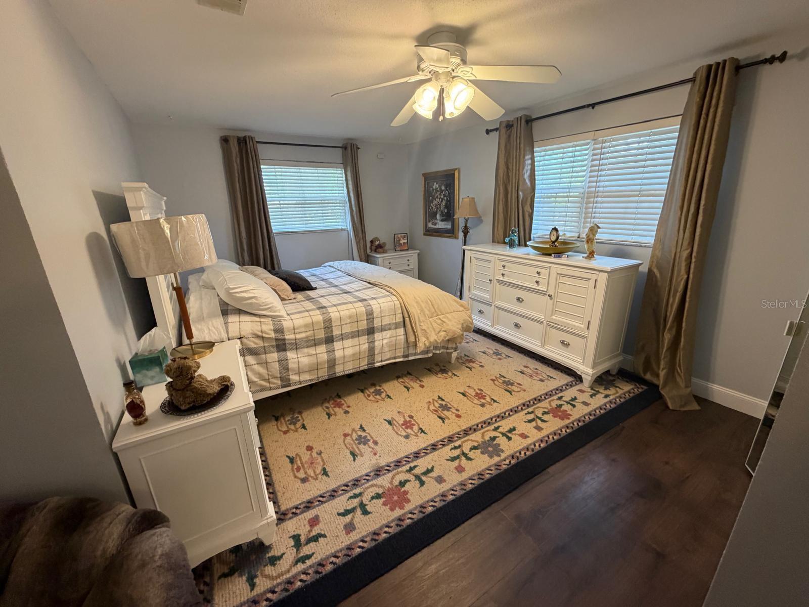 Image 8 of 27 For 1840 12th Street