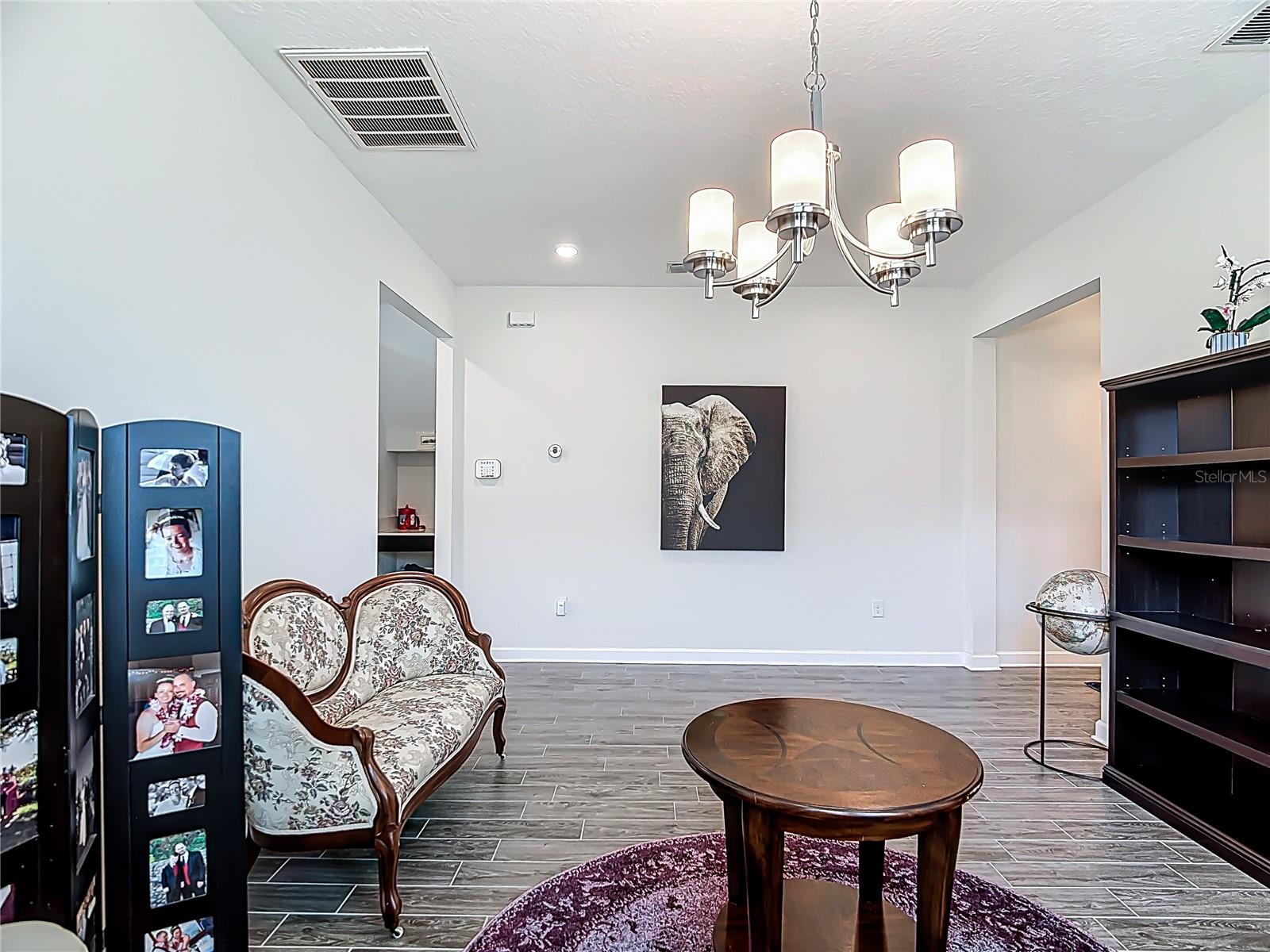 Image 20 of 68 For 460 Brunswick Drive