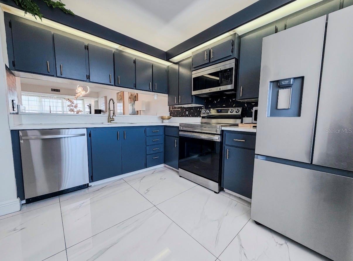 Image 10 of 37 For 3635 Whitehall Drive 401