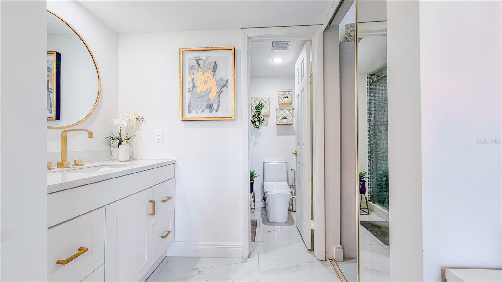 Image 16 of 37 For 3635 Whitehall Drive 401