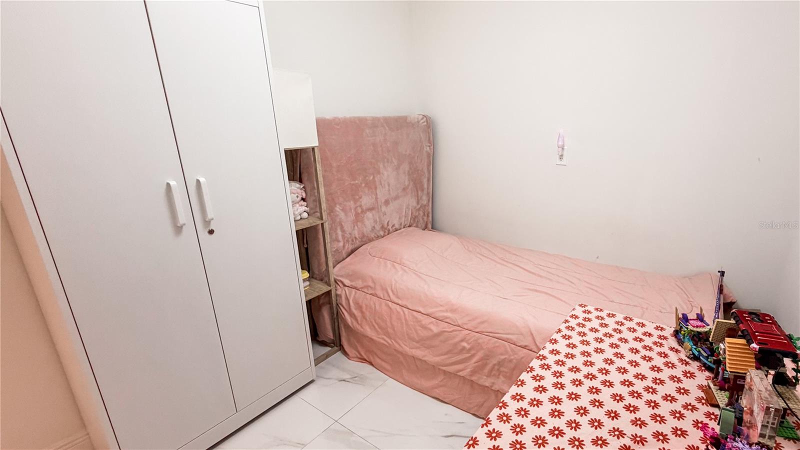 Image 32 of 37 For 3635 Whitehall Drive 401