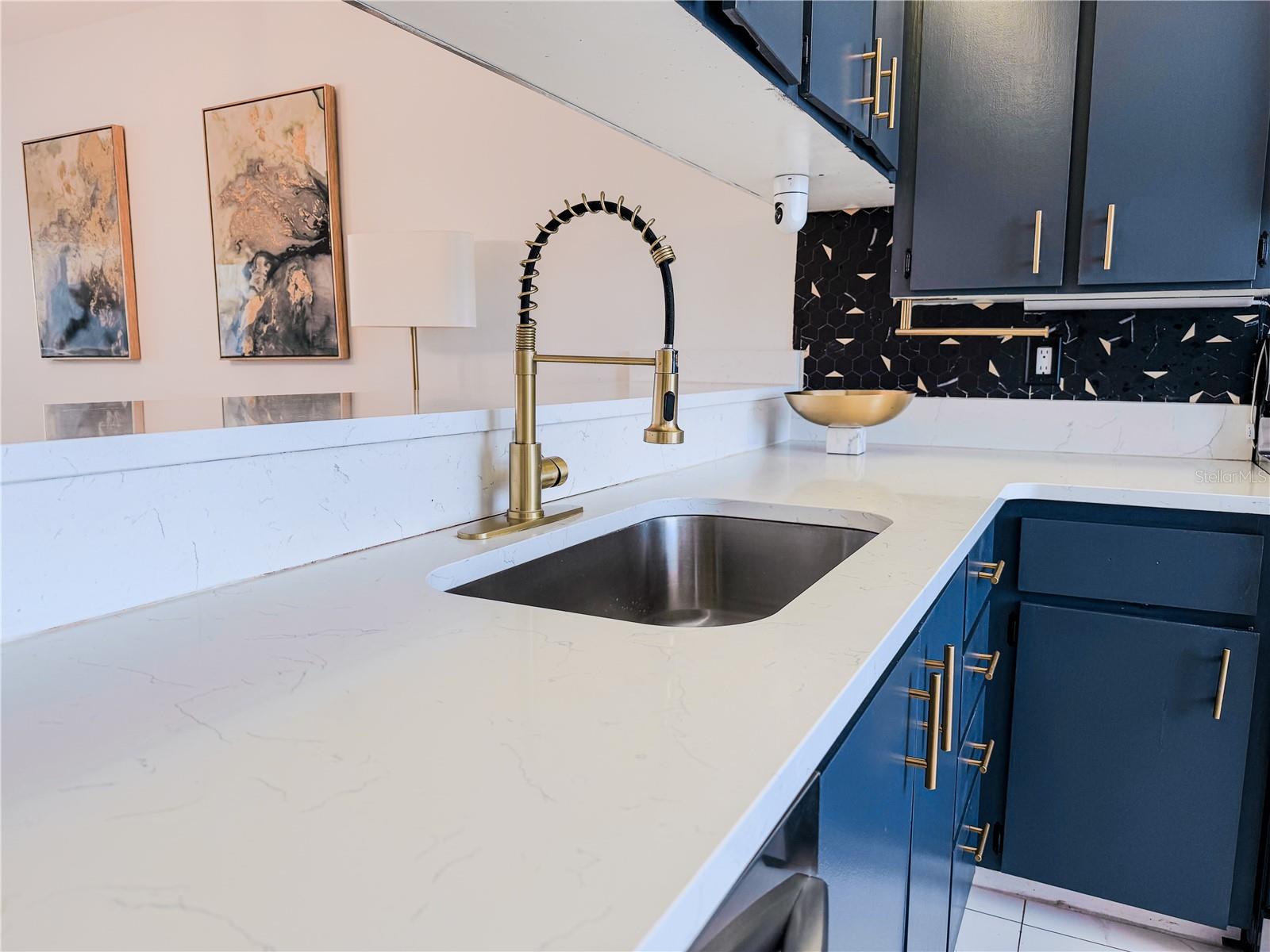 Image 9 of 37 For 3635 Whitehall Drive 401