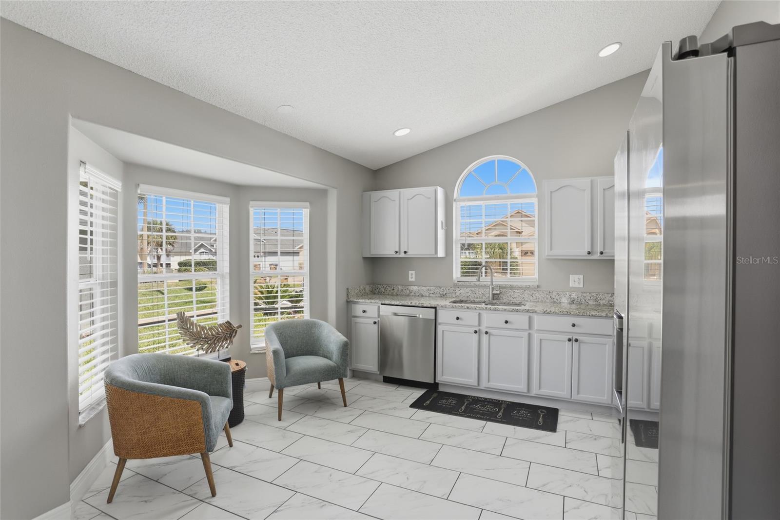 Image 14 of 37 For 2657 Oneida Loop