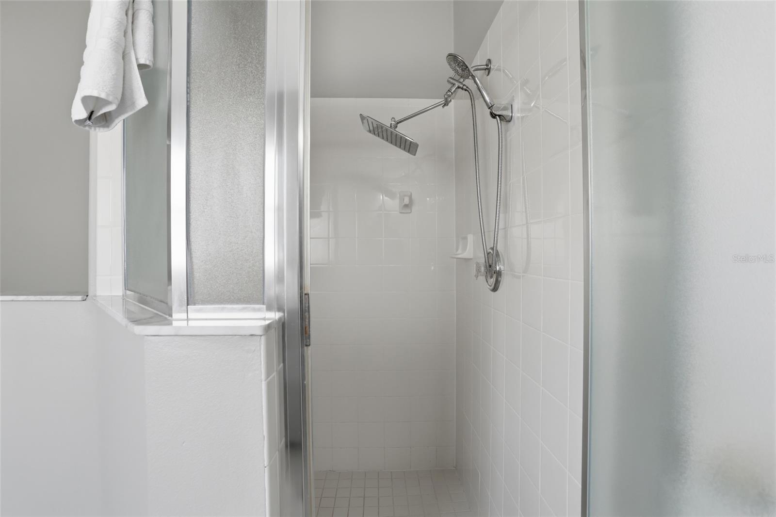 Image 21 of 37 For 2657 Oneida Loop