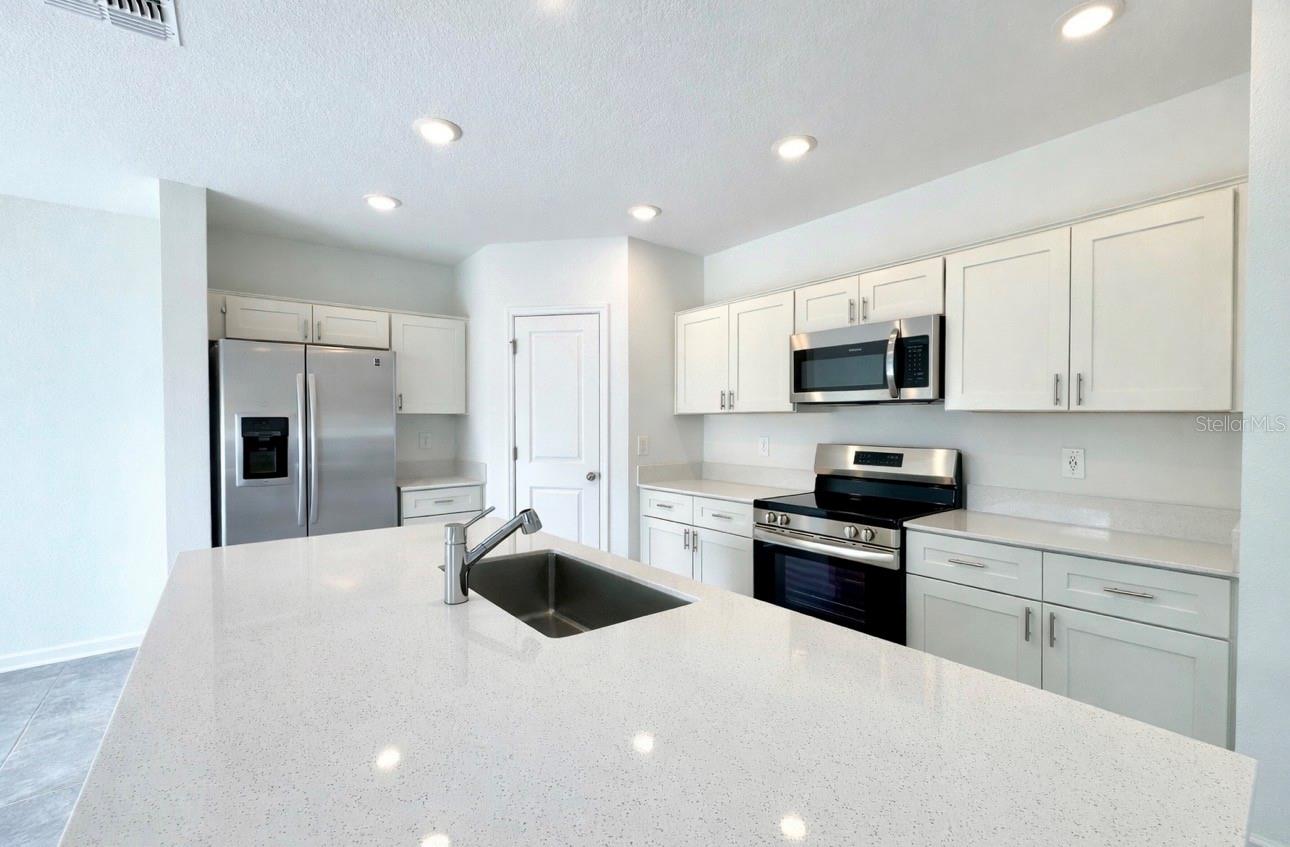 Image 10 of 31 For 1727 Foreman Road