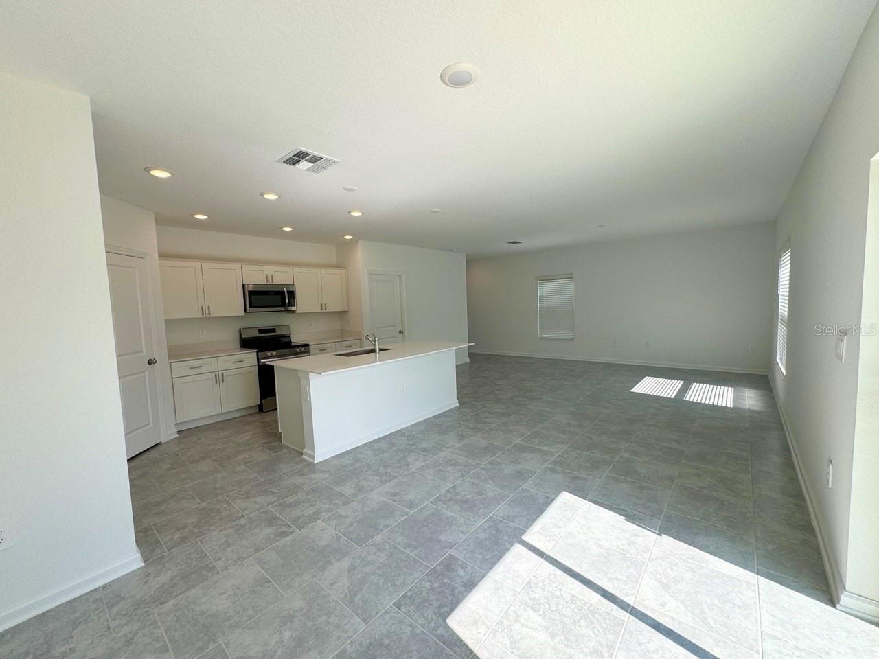 Image 5 of 31 For 1727 Foreman Road