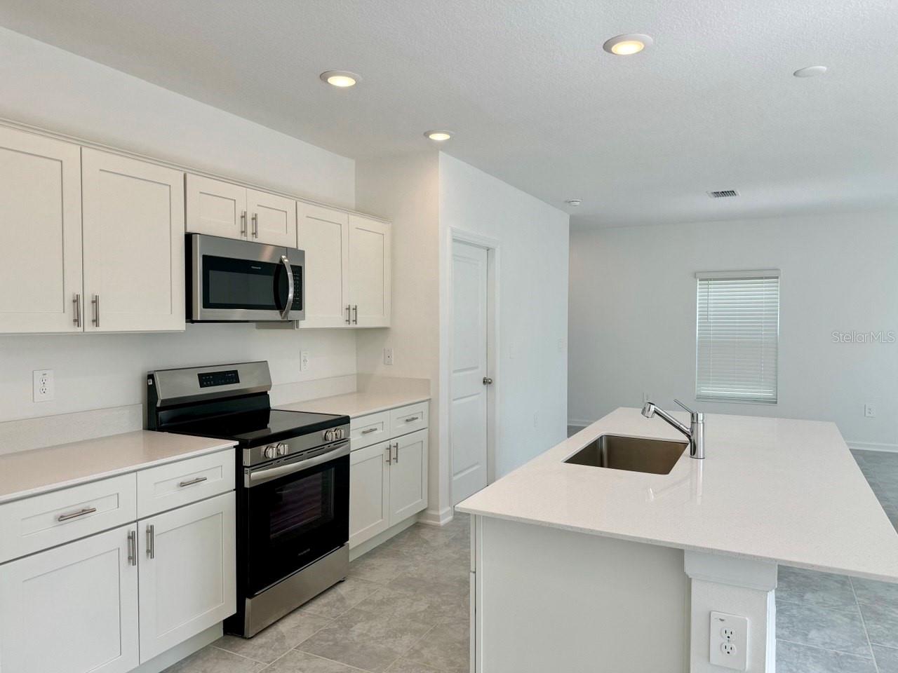 Image 6 of 31 For 1727 Foreman Road