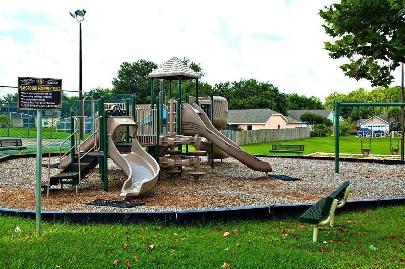 Image 23 of 24 For 611 Casterton Circle