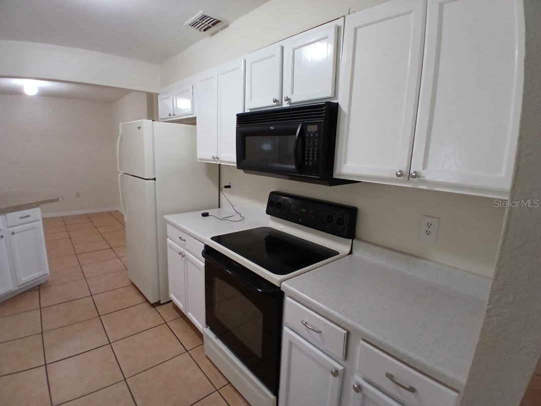 Image 11 of 25 For 632 Midiron Drive