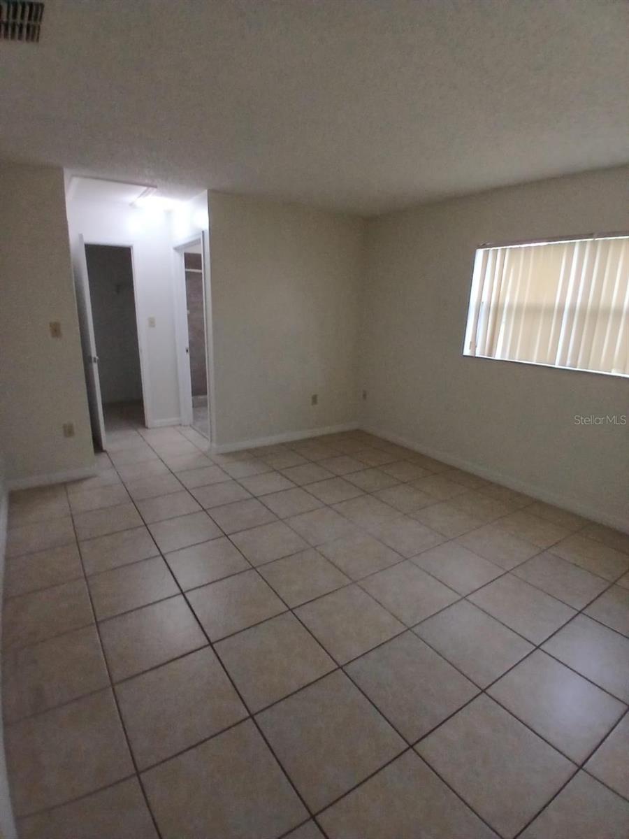 Image 15 of 25 For 632 Midiron Drive