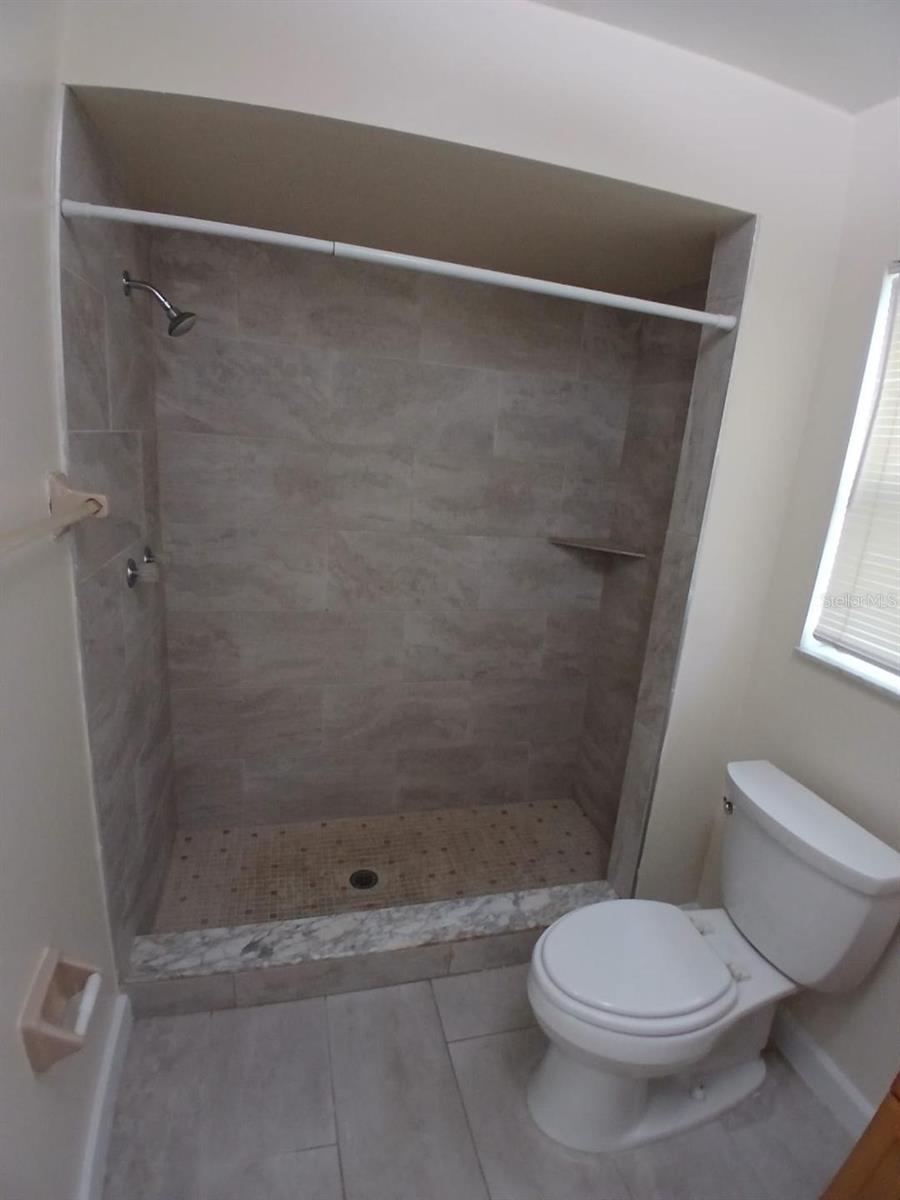 Image 16 of 25 For 632 Midiron Drive