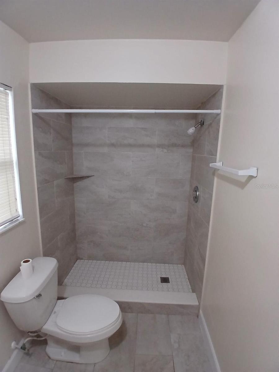 Image 22 of 25 For 632 Midiron Drive