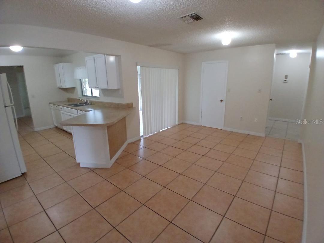 Image 7 of 25 For 632 Midiron Drive