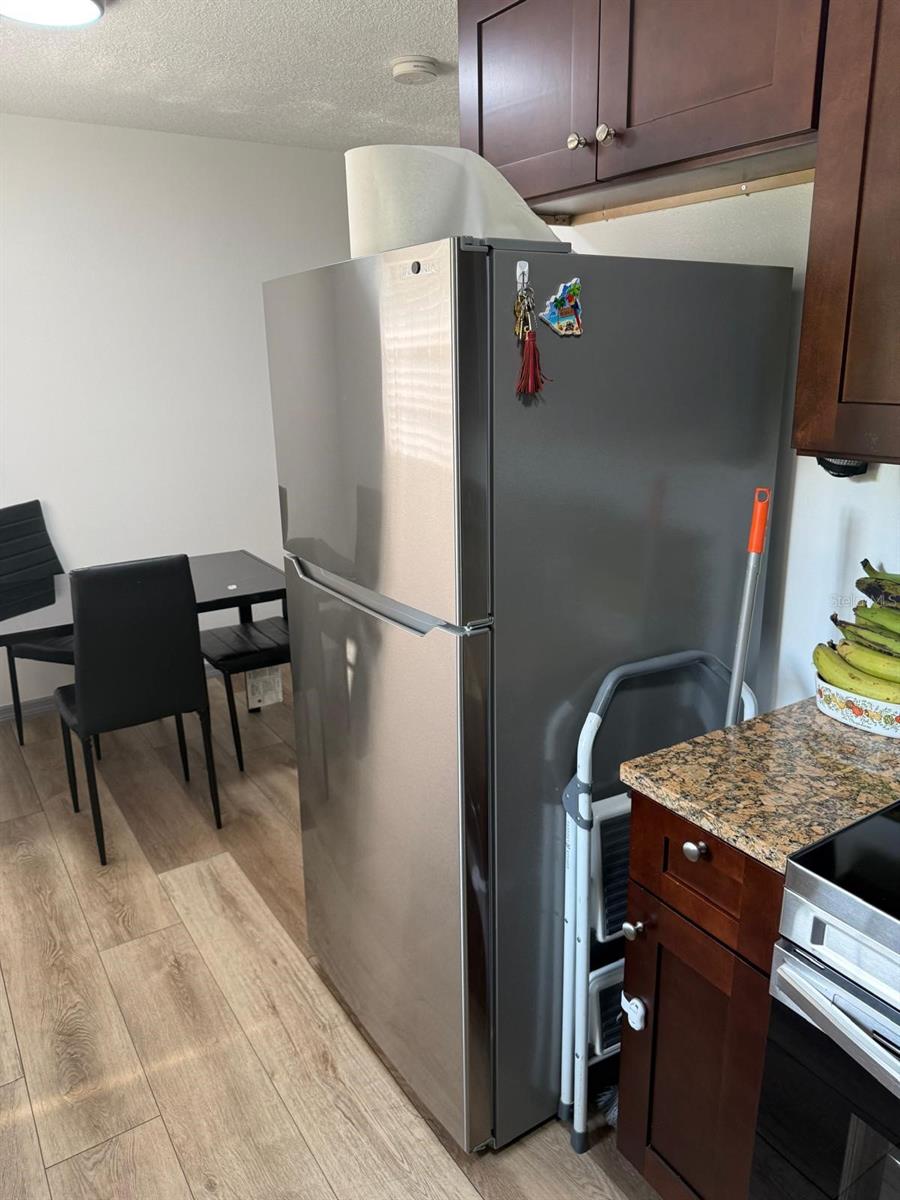 Image 16 of 32 For 342 Campus View Drive